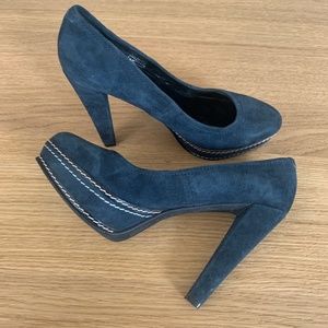 Paco Gil Shoes Suede  Pump WELTY Size 7   1/2 B